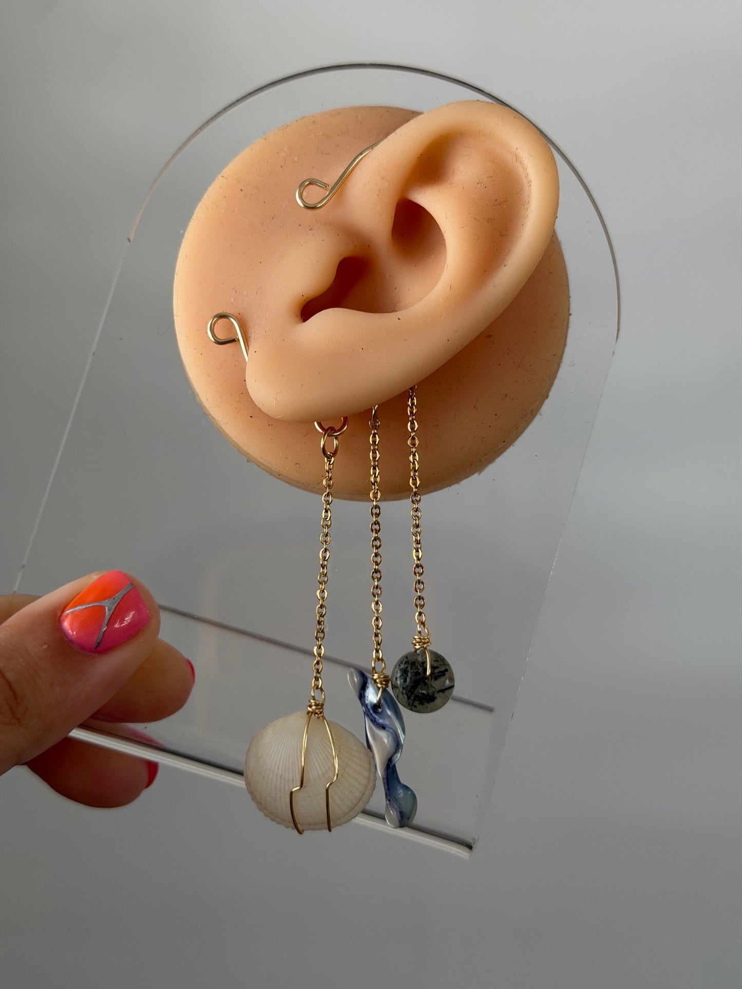 Shell med ear cuff ✨