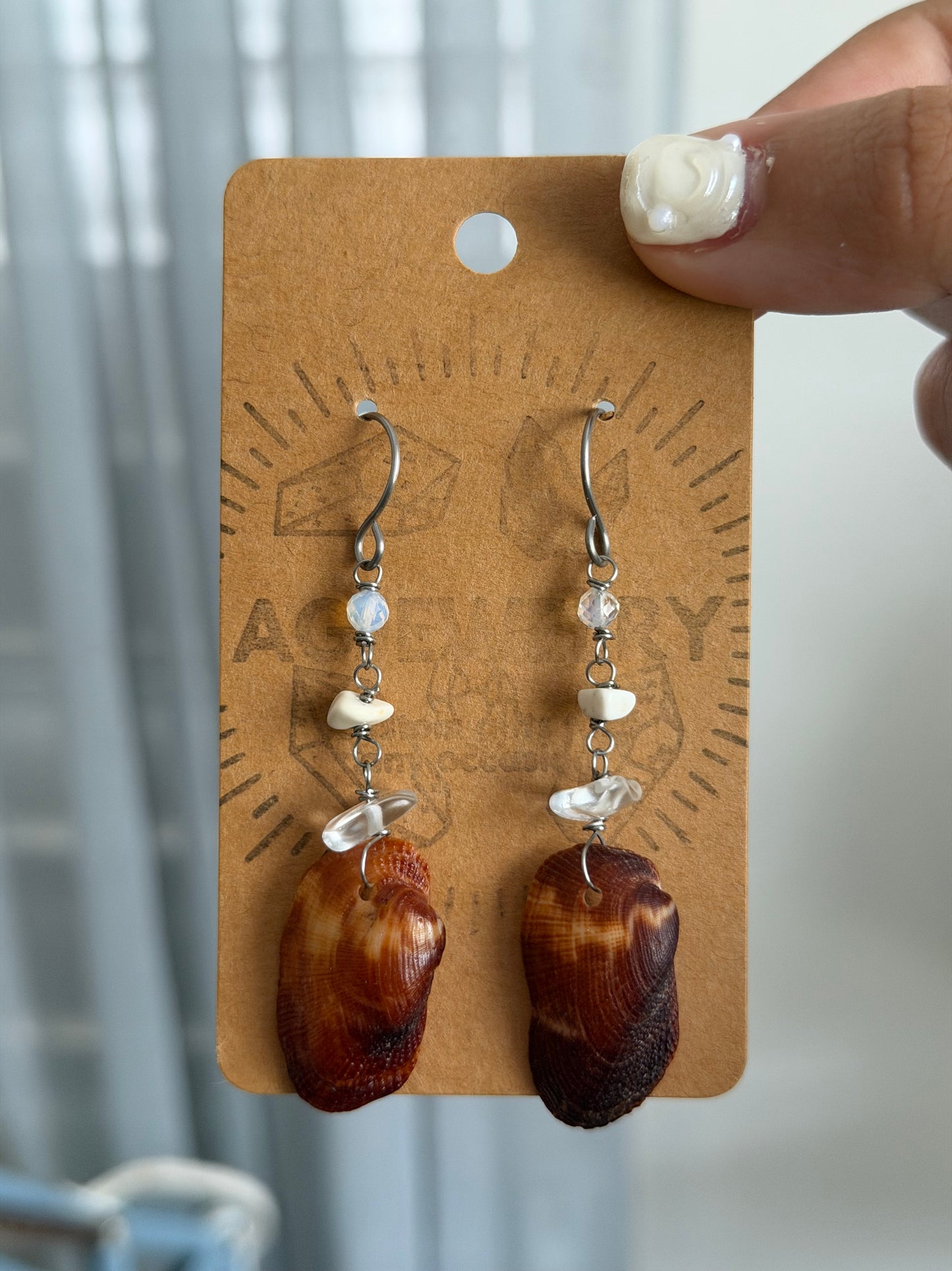 Shell earrings