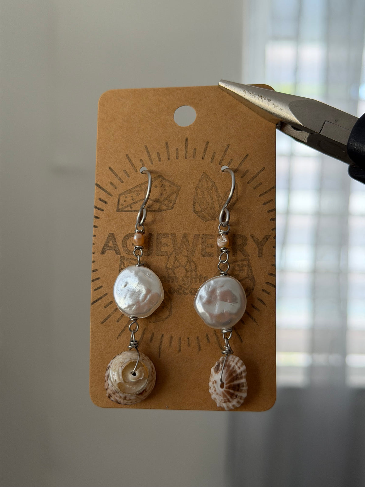 Shell earrings