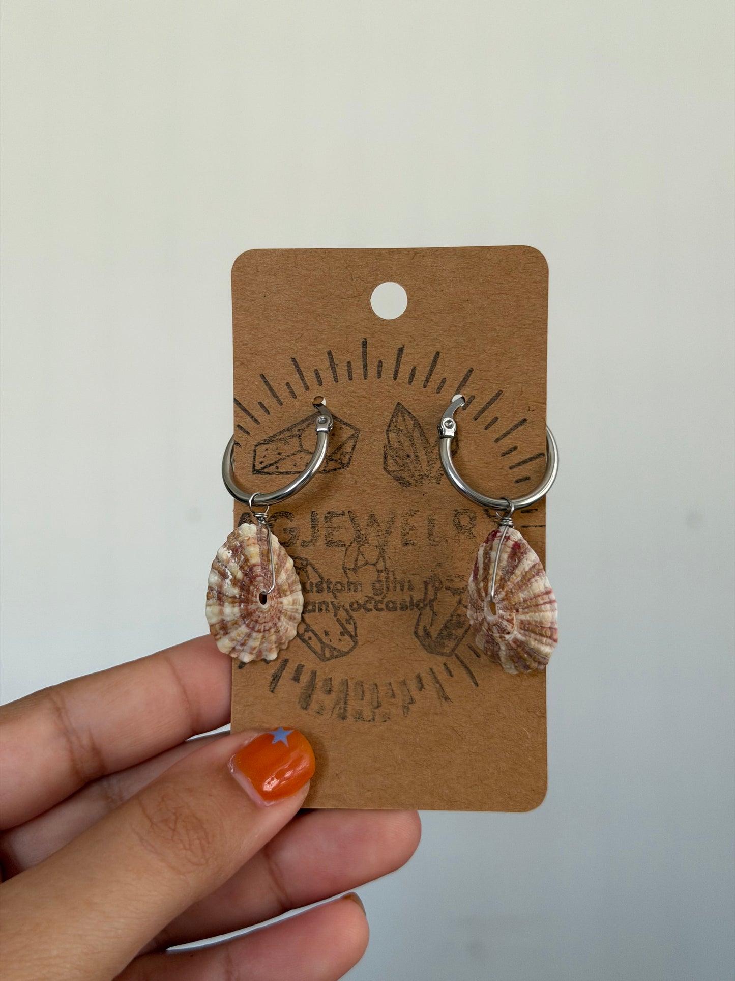 Shell hoop earrings