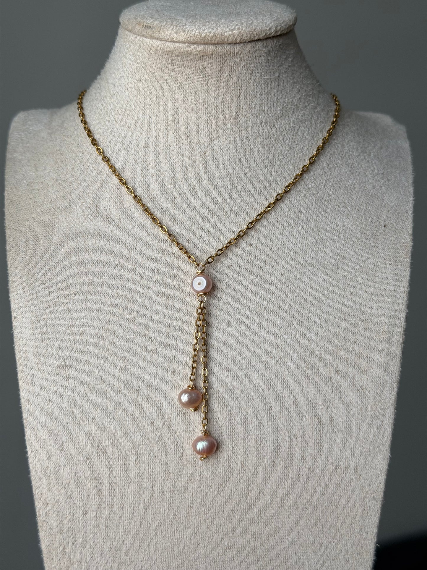 Lariat Pearl necklace