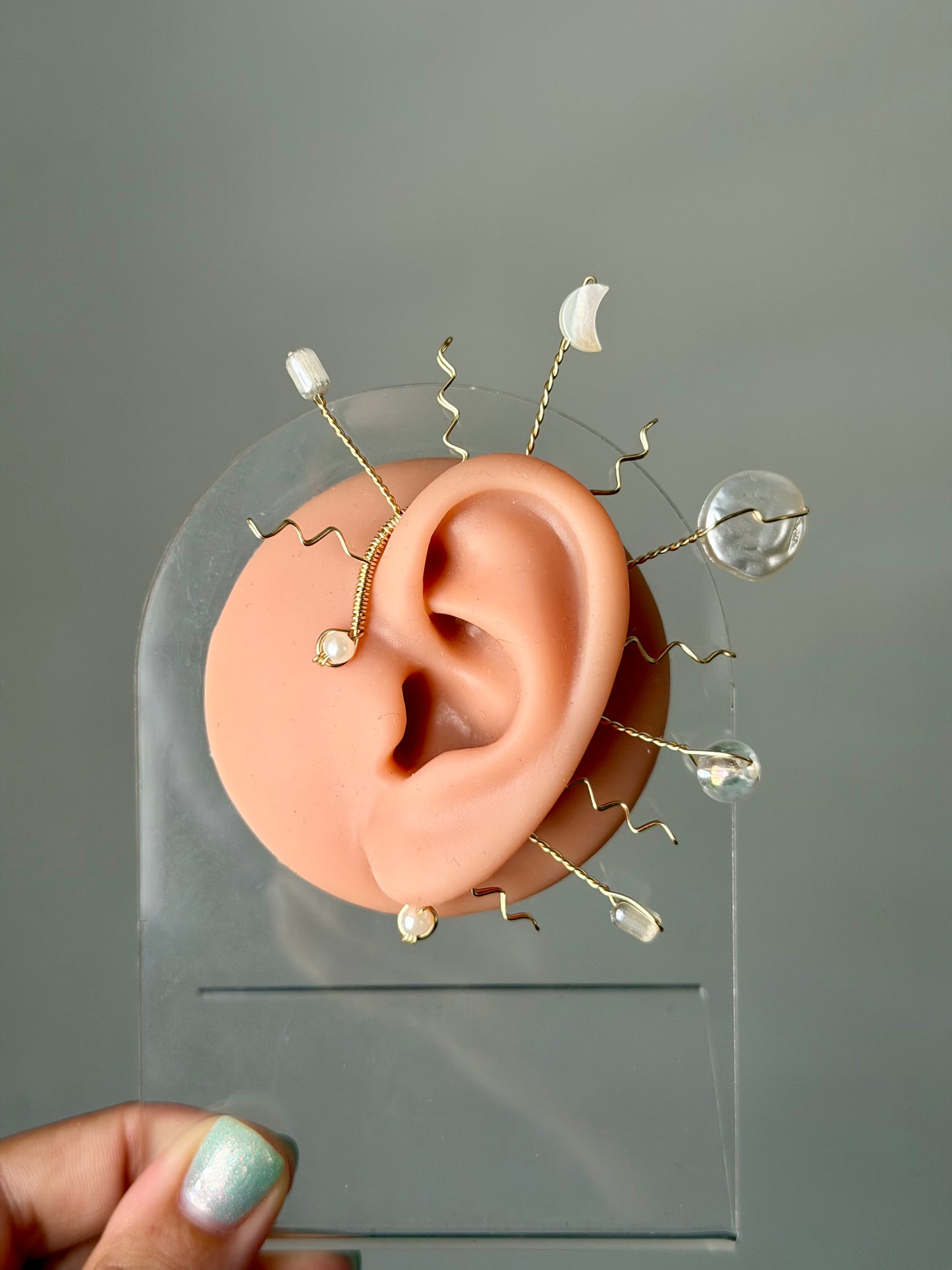 Pearl large ear cuff