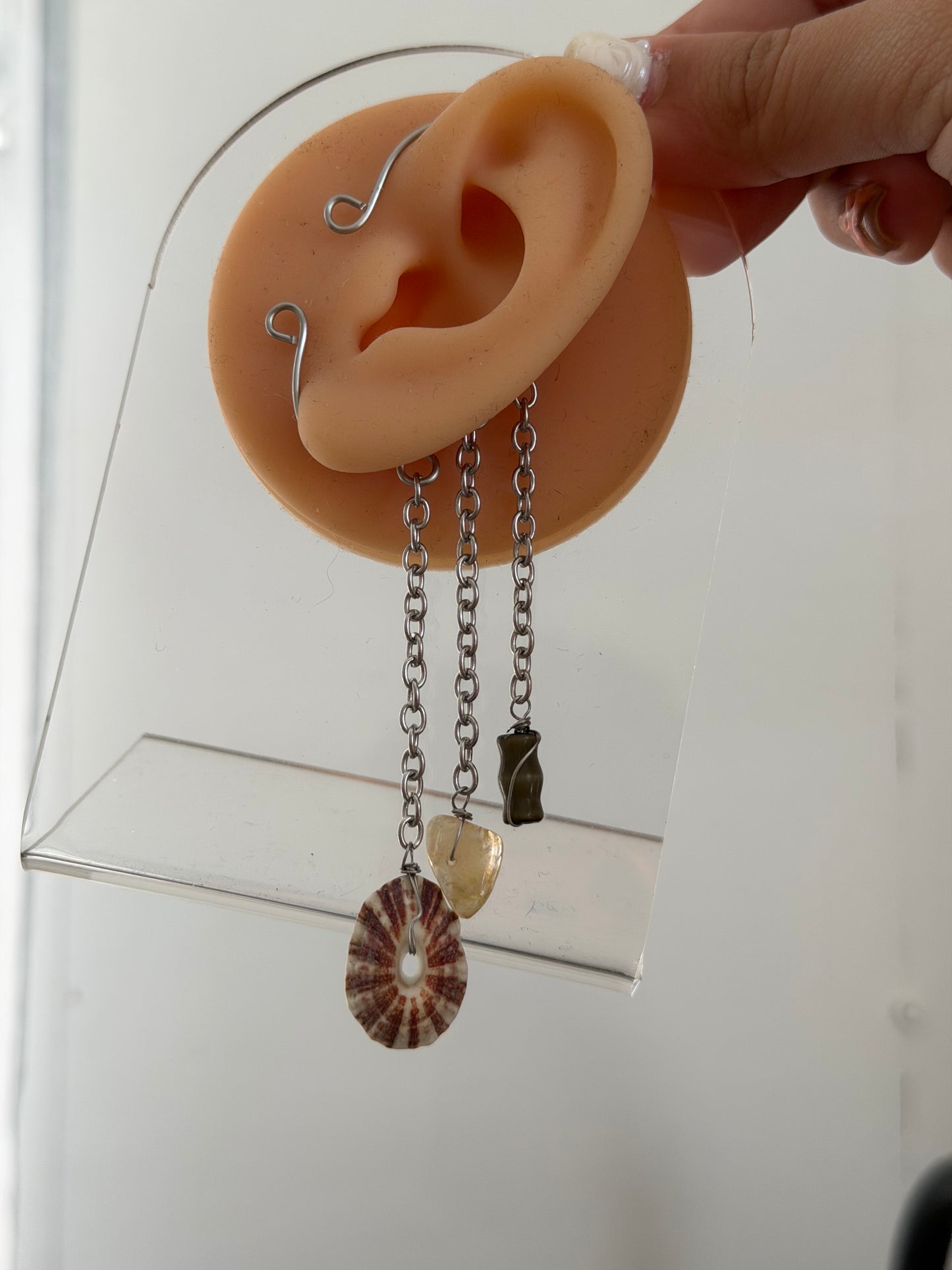 Shell Med size ear cuff ✨