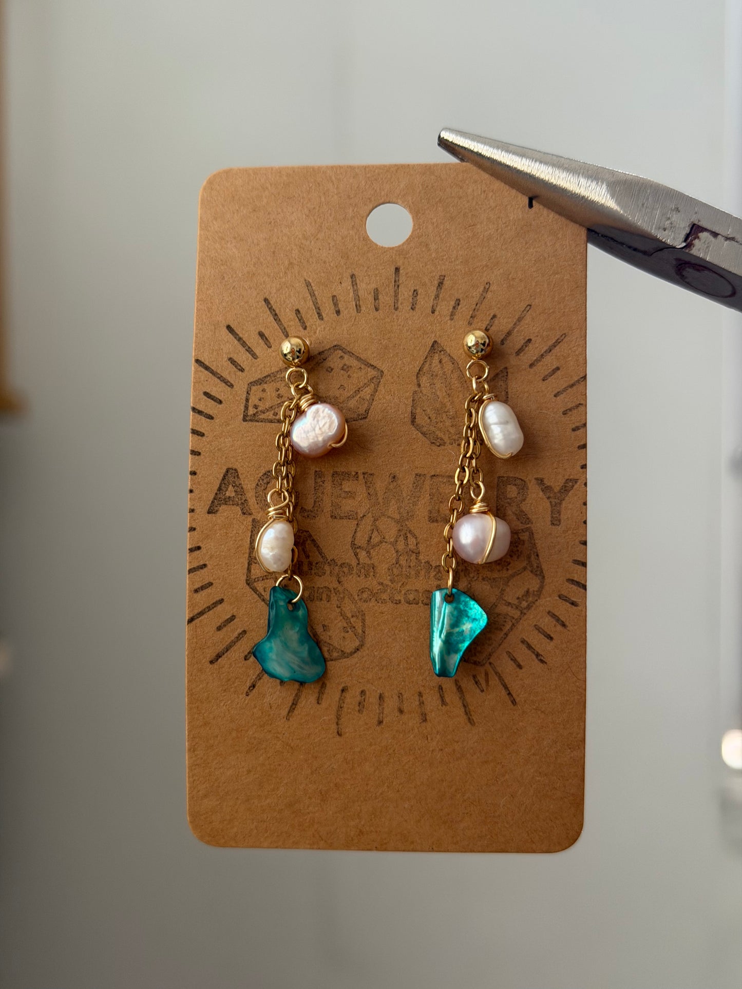 Pearl nácar studs