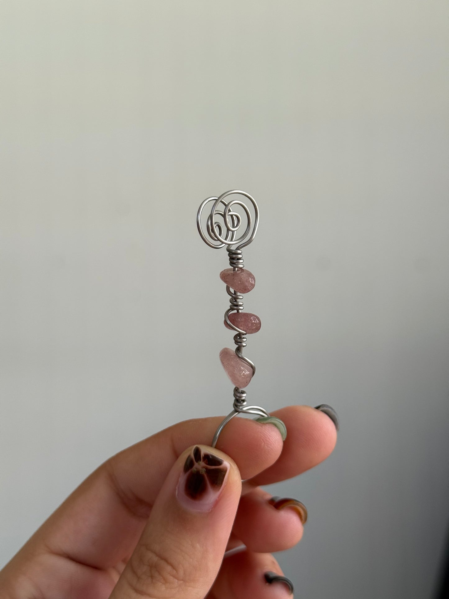 Strawberry quartz Holder 💫