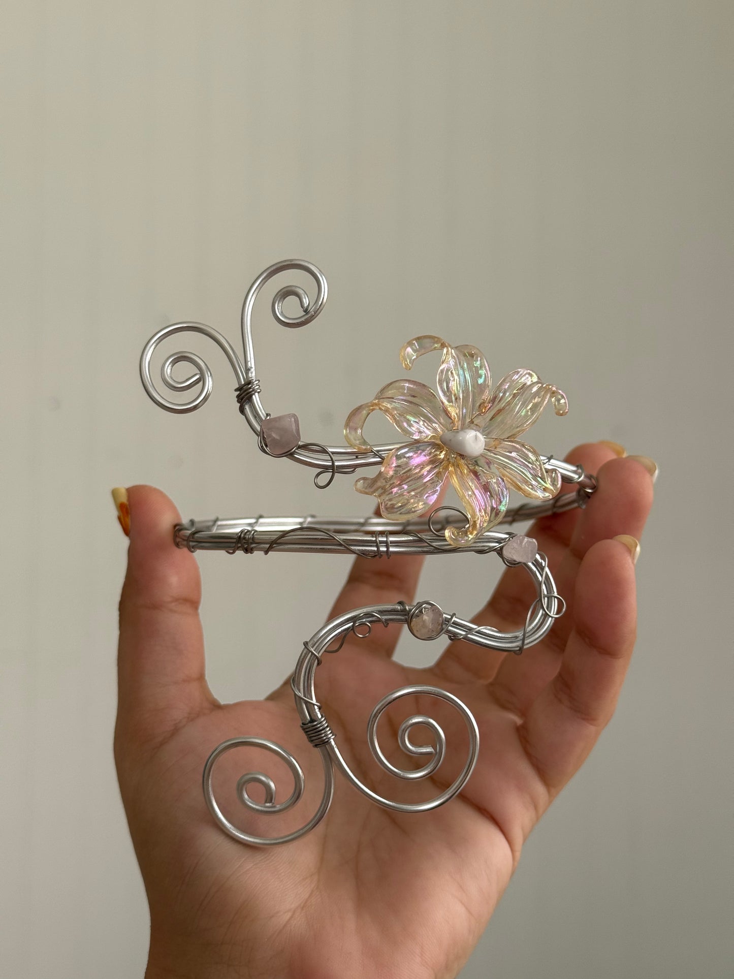 Pink flower arm cuff 🧚♀️