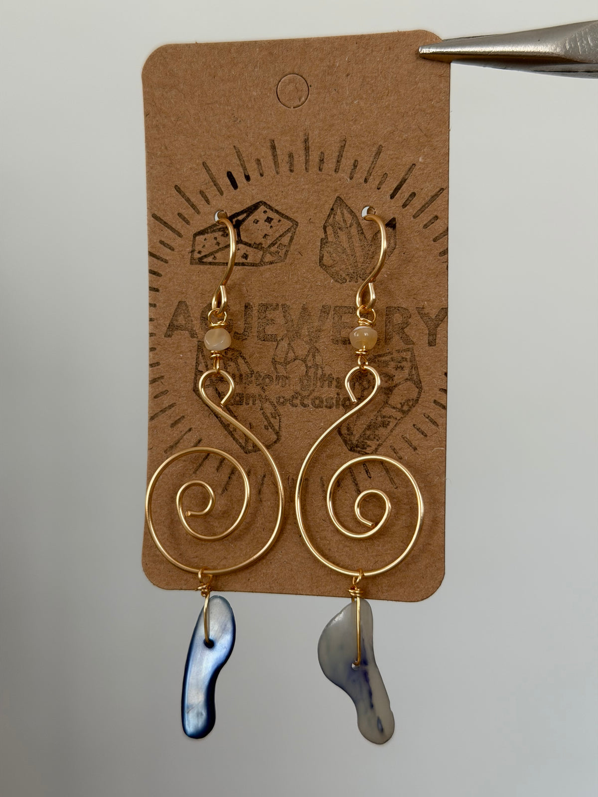 Nácar spiral earrings