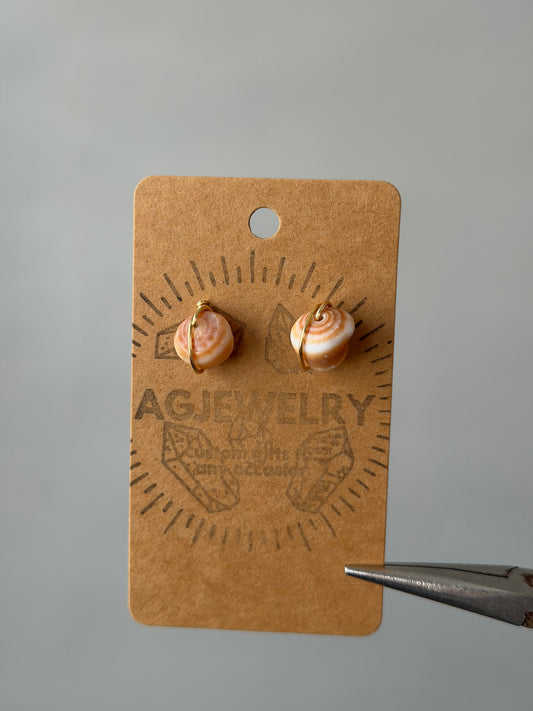 Cone stud earrings