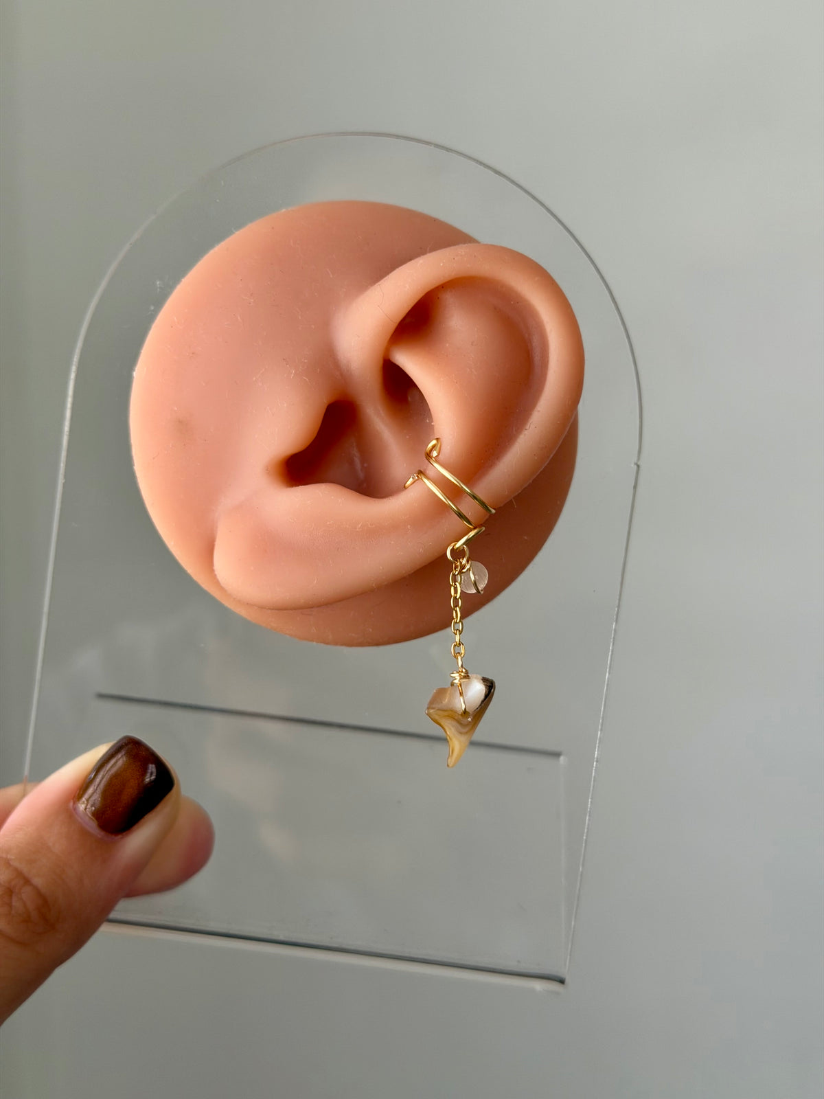 Nácar mini Ear cuff