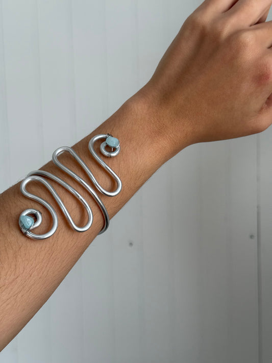 Wrist cuff