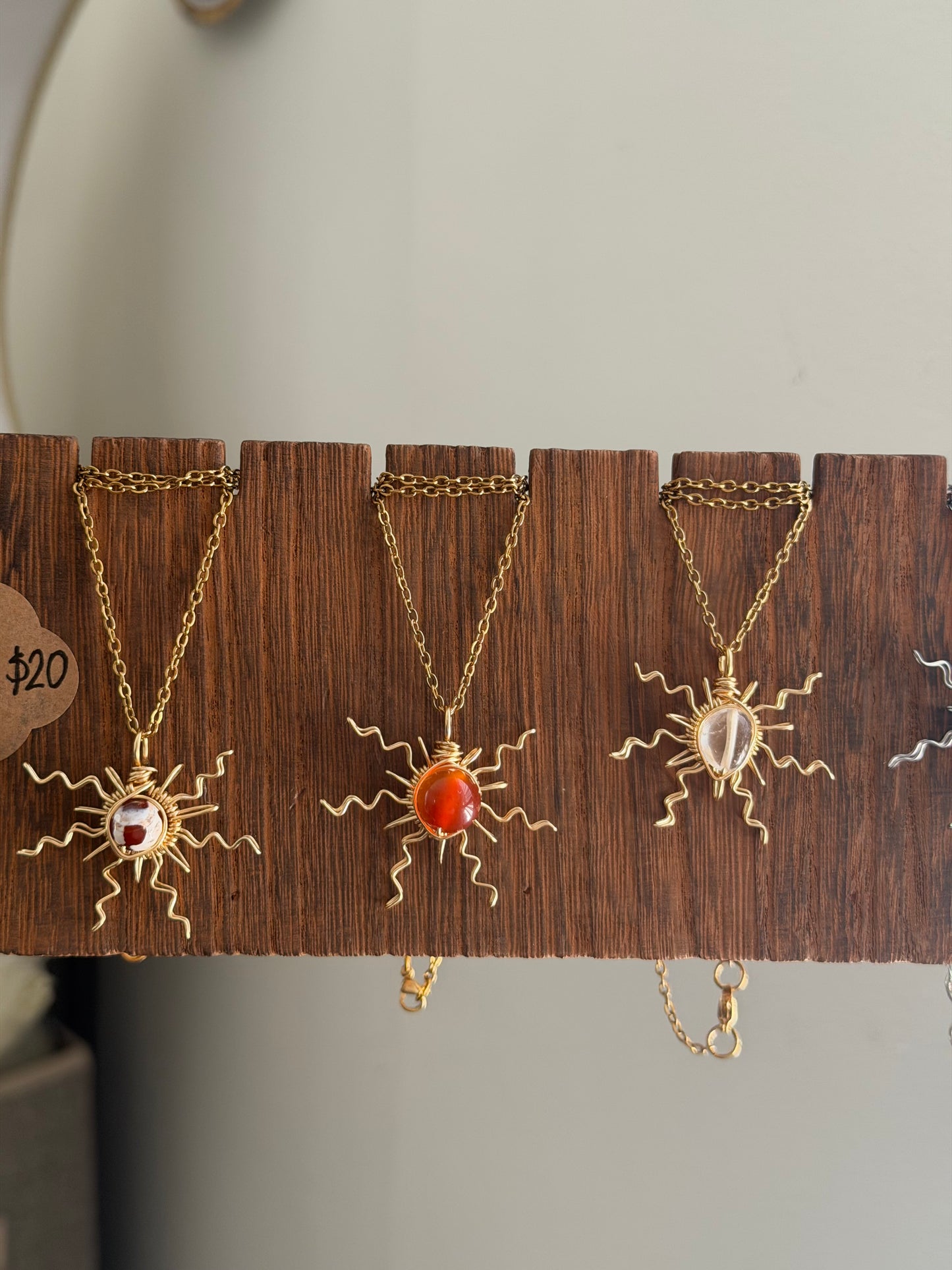 Customized Sun/moon necklace ✨
