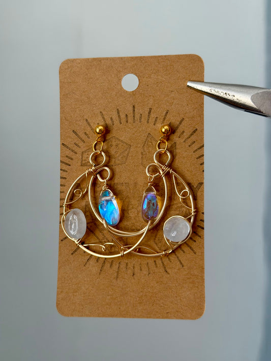 Moon stud earrings