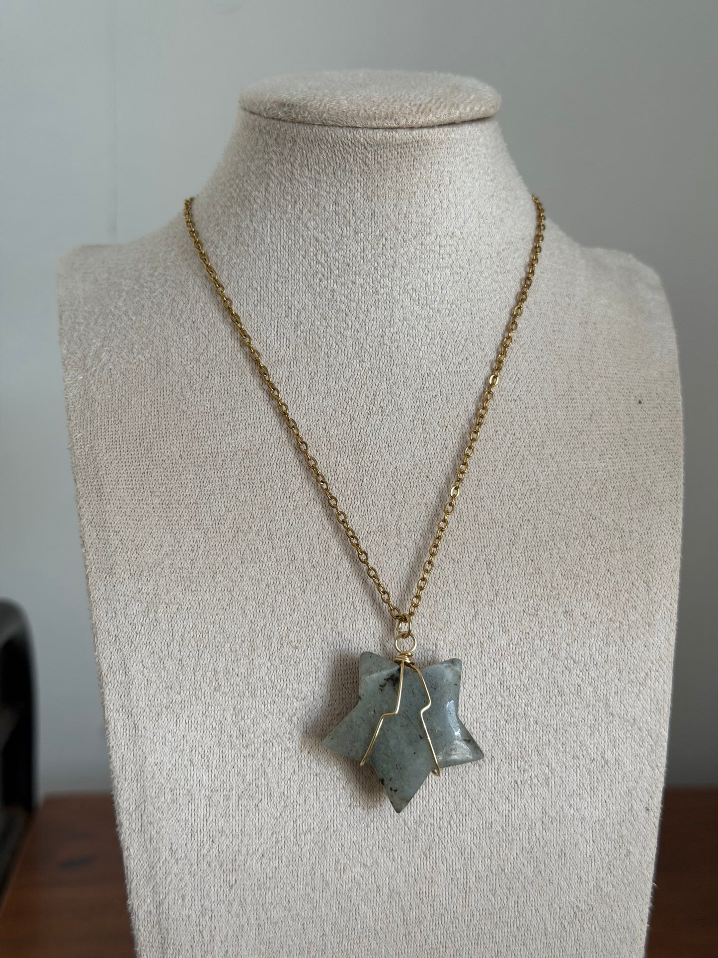 Labradorite star necklace