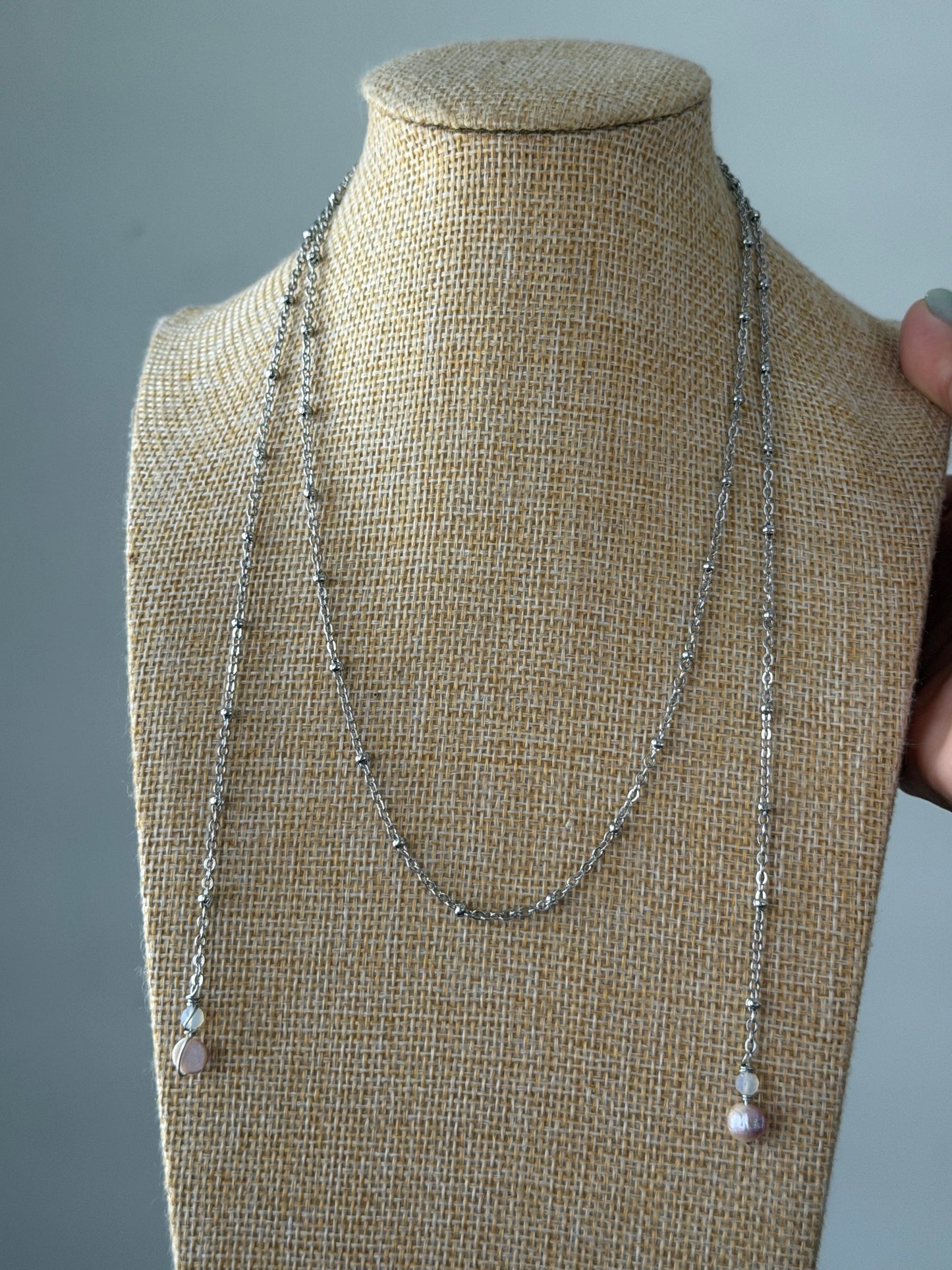 Multi use pearl necklace