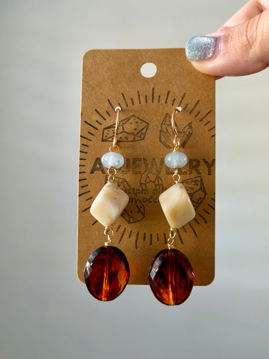 Nácar drop earrings