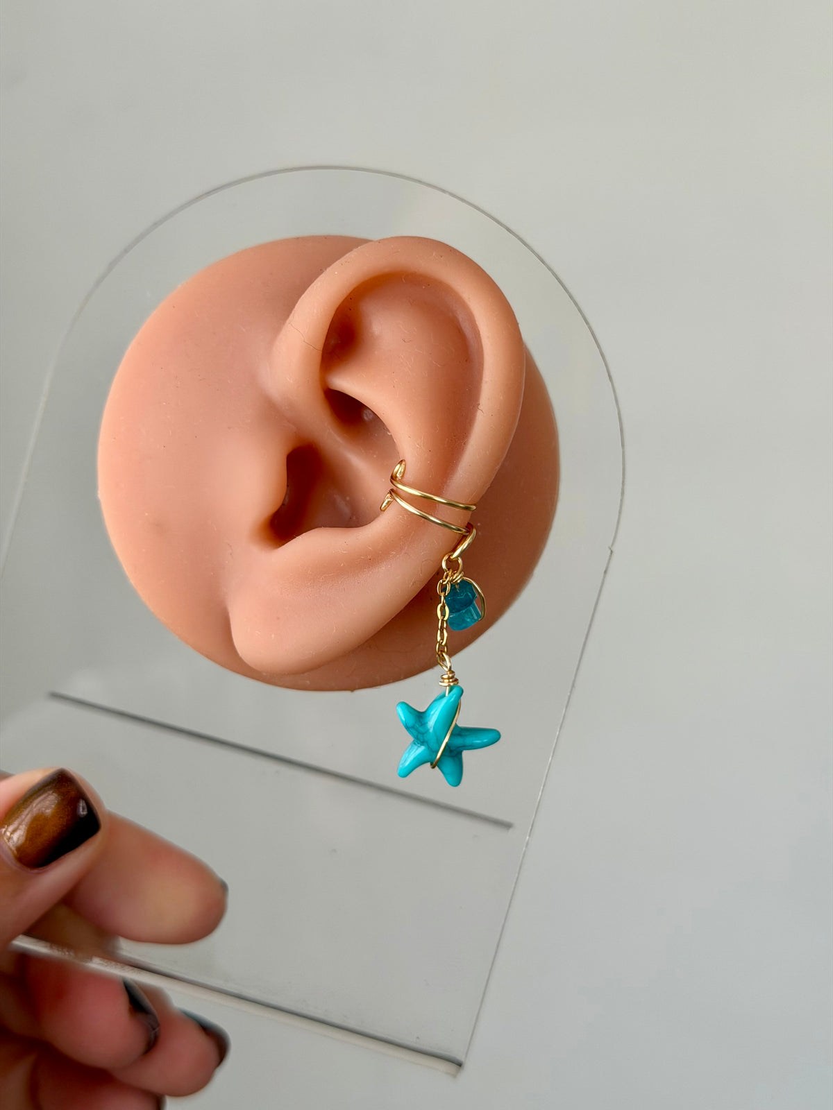 Starfish mini Ear cuff