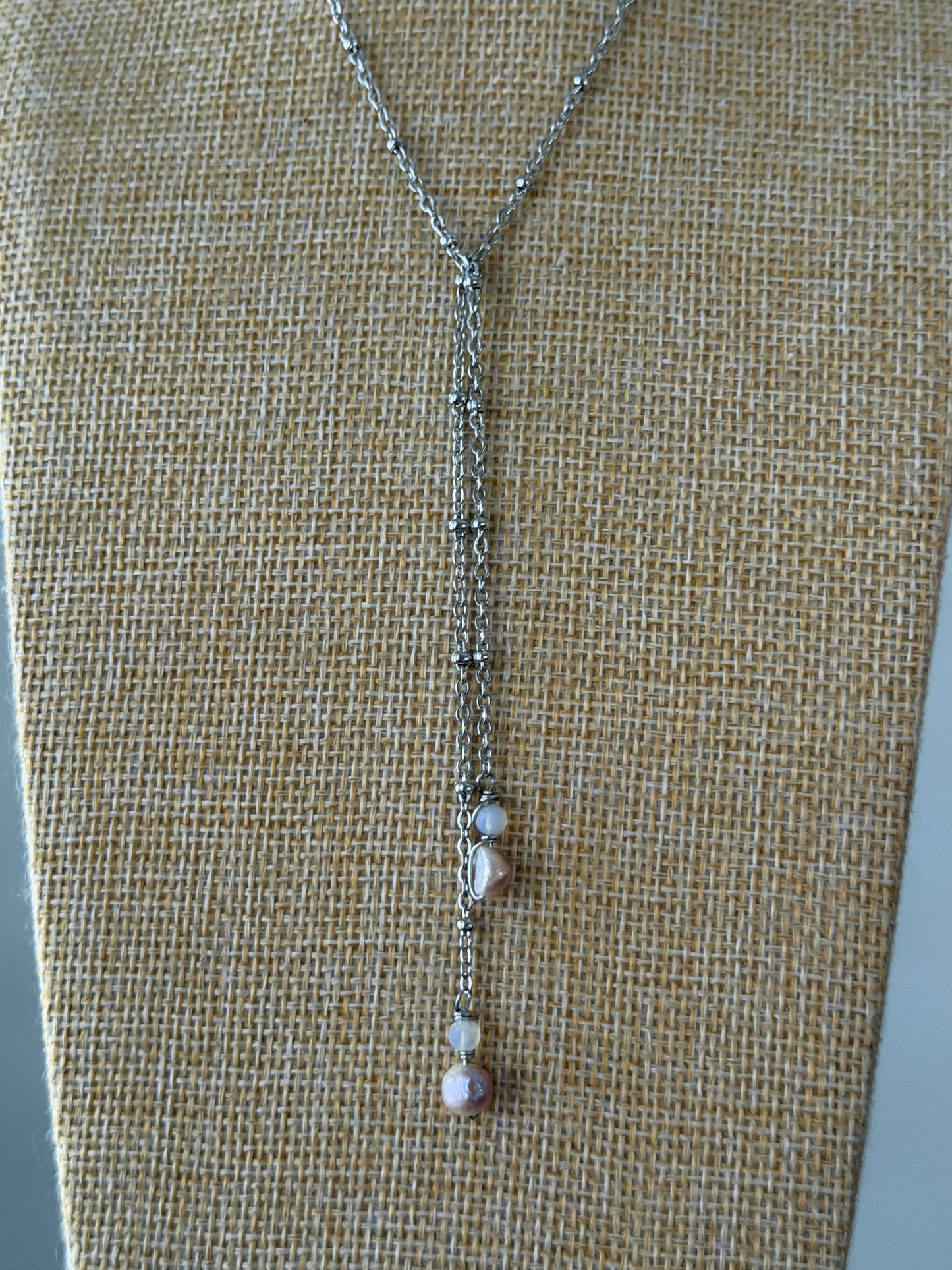 Multi use pearl necklace