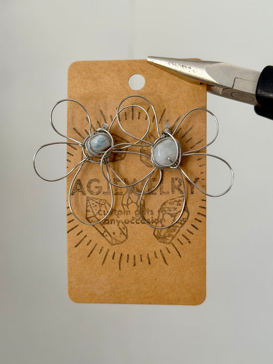 Flower studs