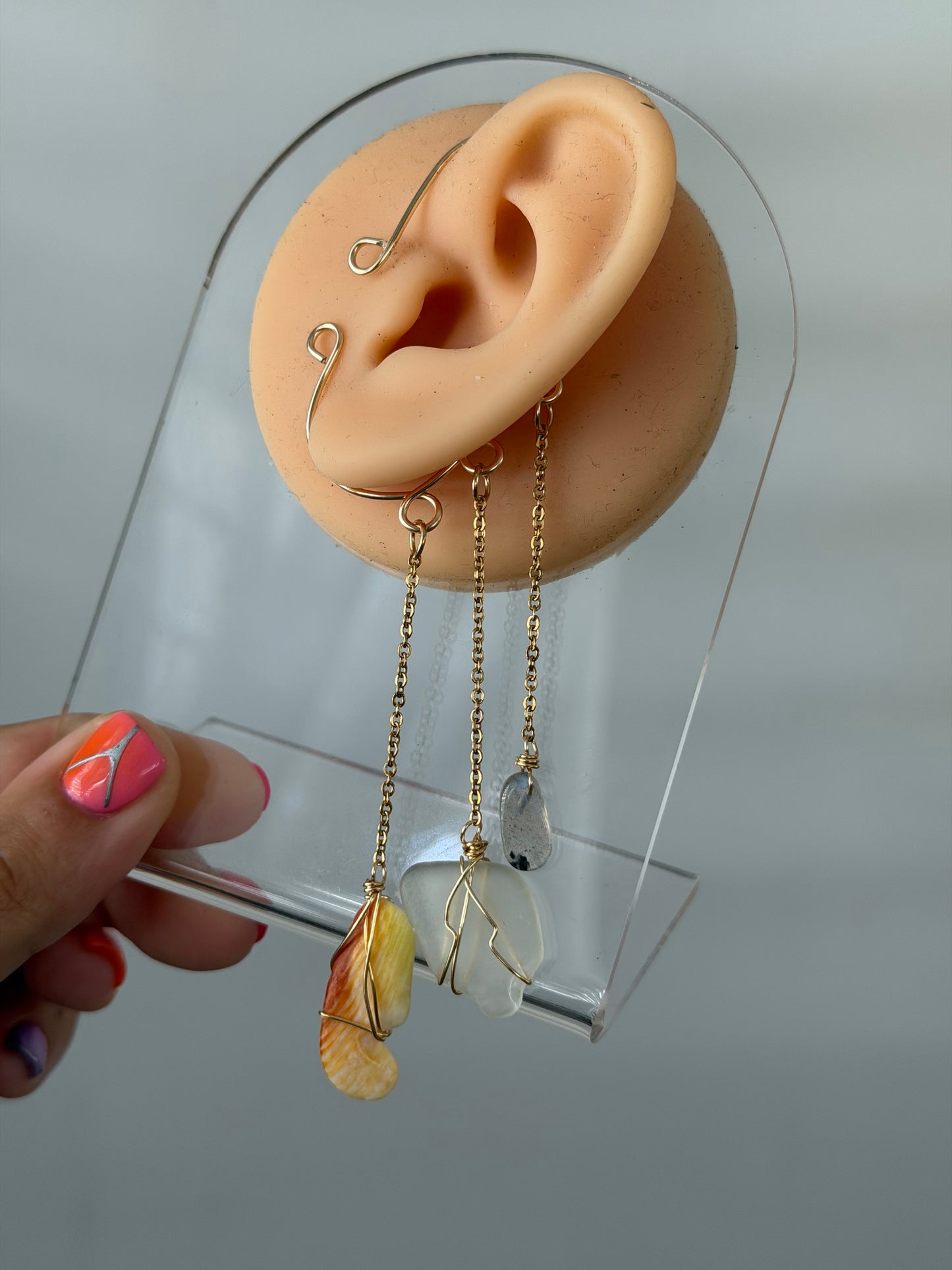 Sunrise shell med ear cuff ✨