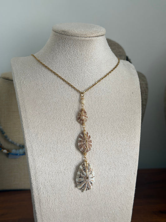 Shell Y chain necklace