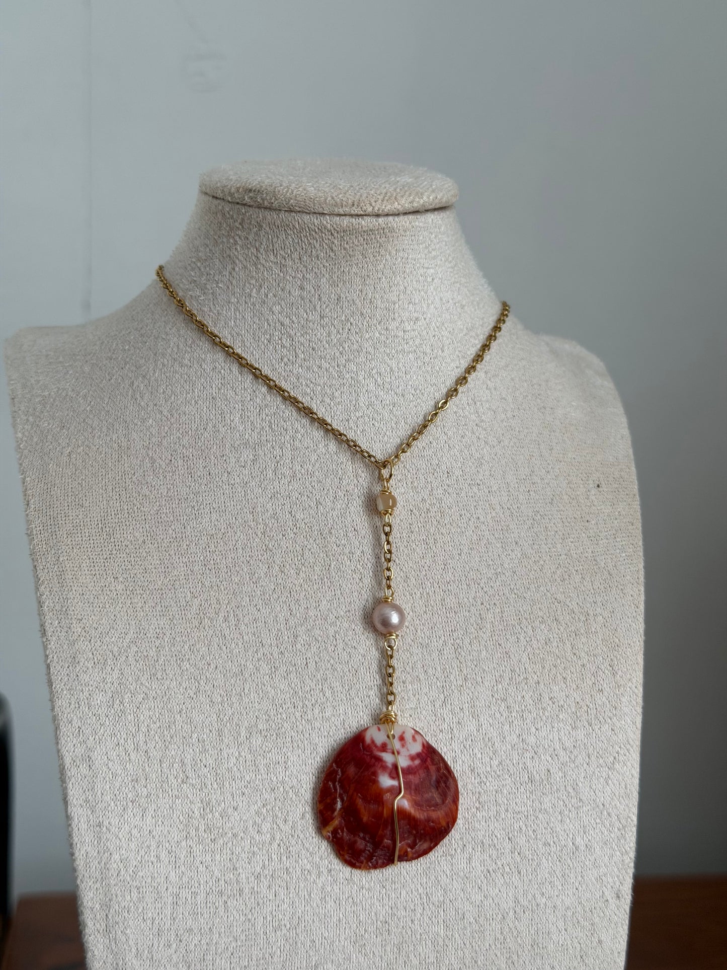 Shell Y chain necklace