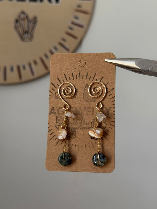 Moss agate swirl stud