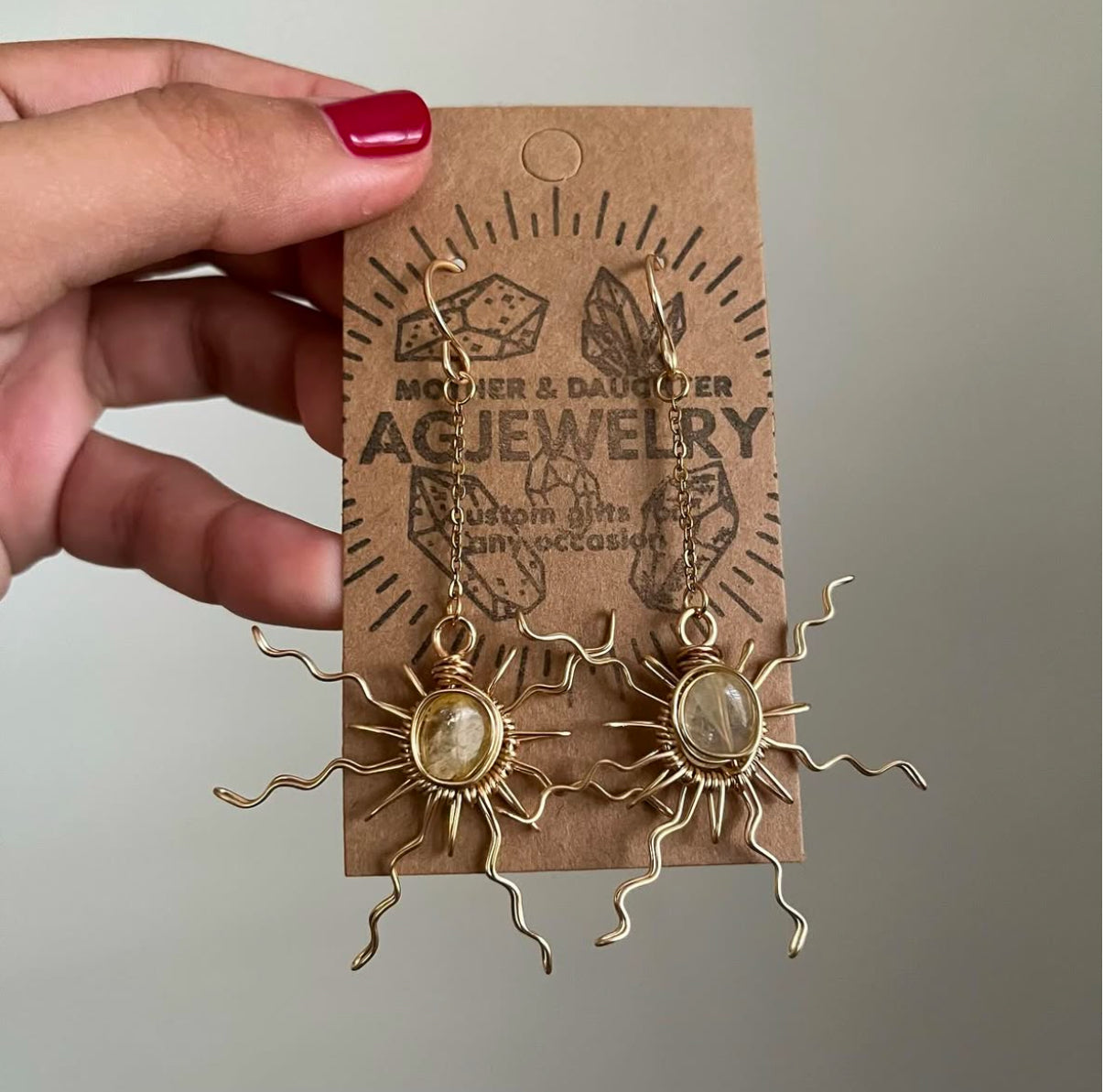Customized Sun wire earrings ☀️💫