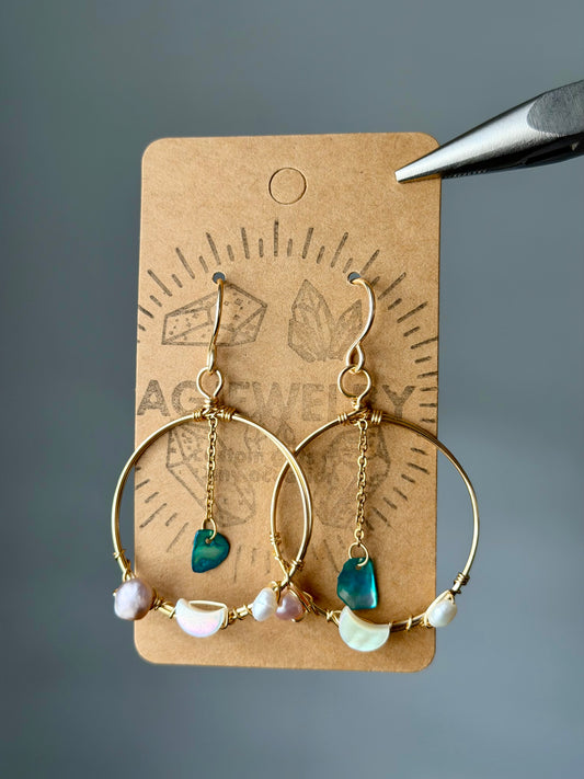 Nácar hoop earrings