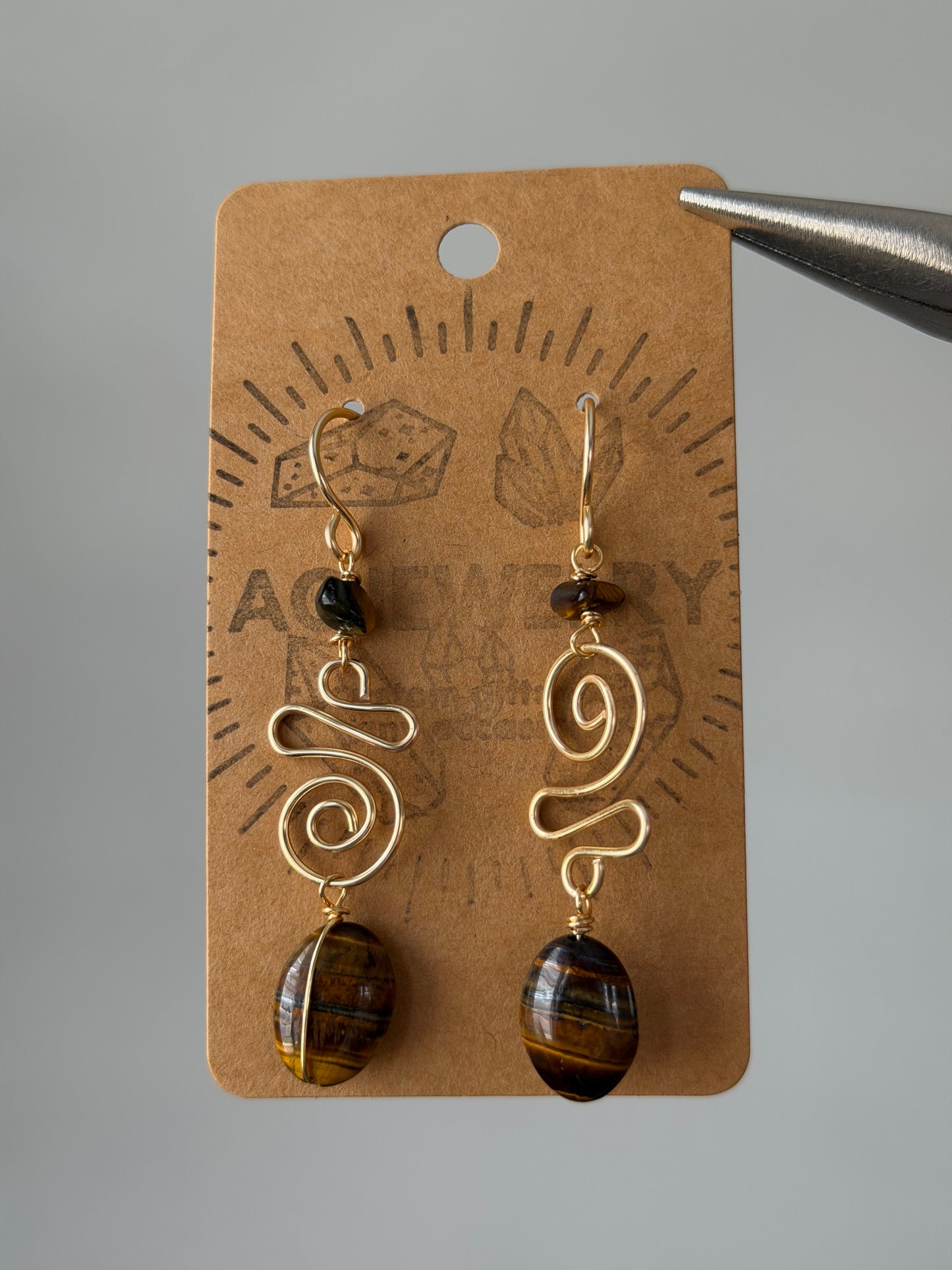 Tigers eye swirls
