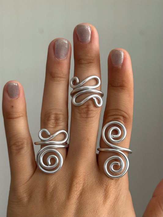 Chunky wire ring 💫