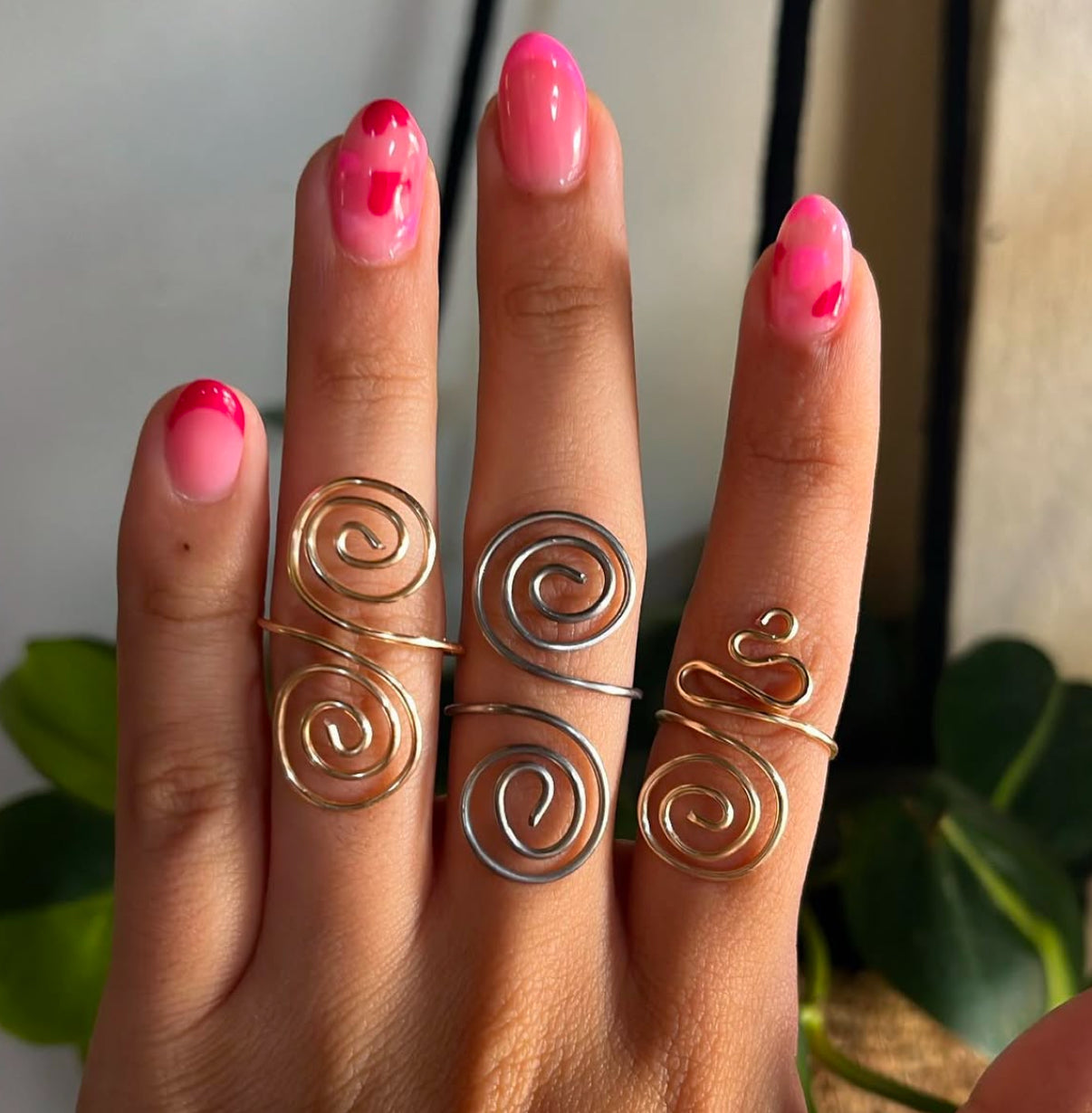 Elaborate wire ring 💫