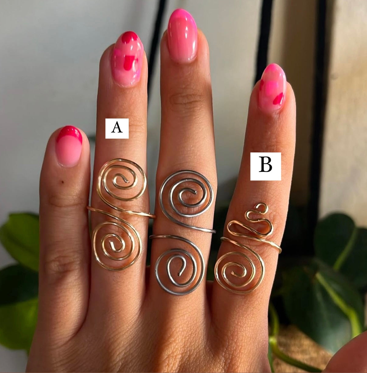 Elaborate wire ring 💫