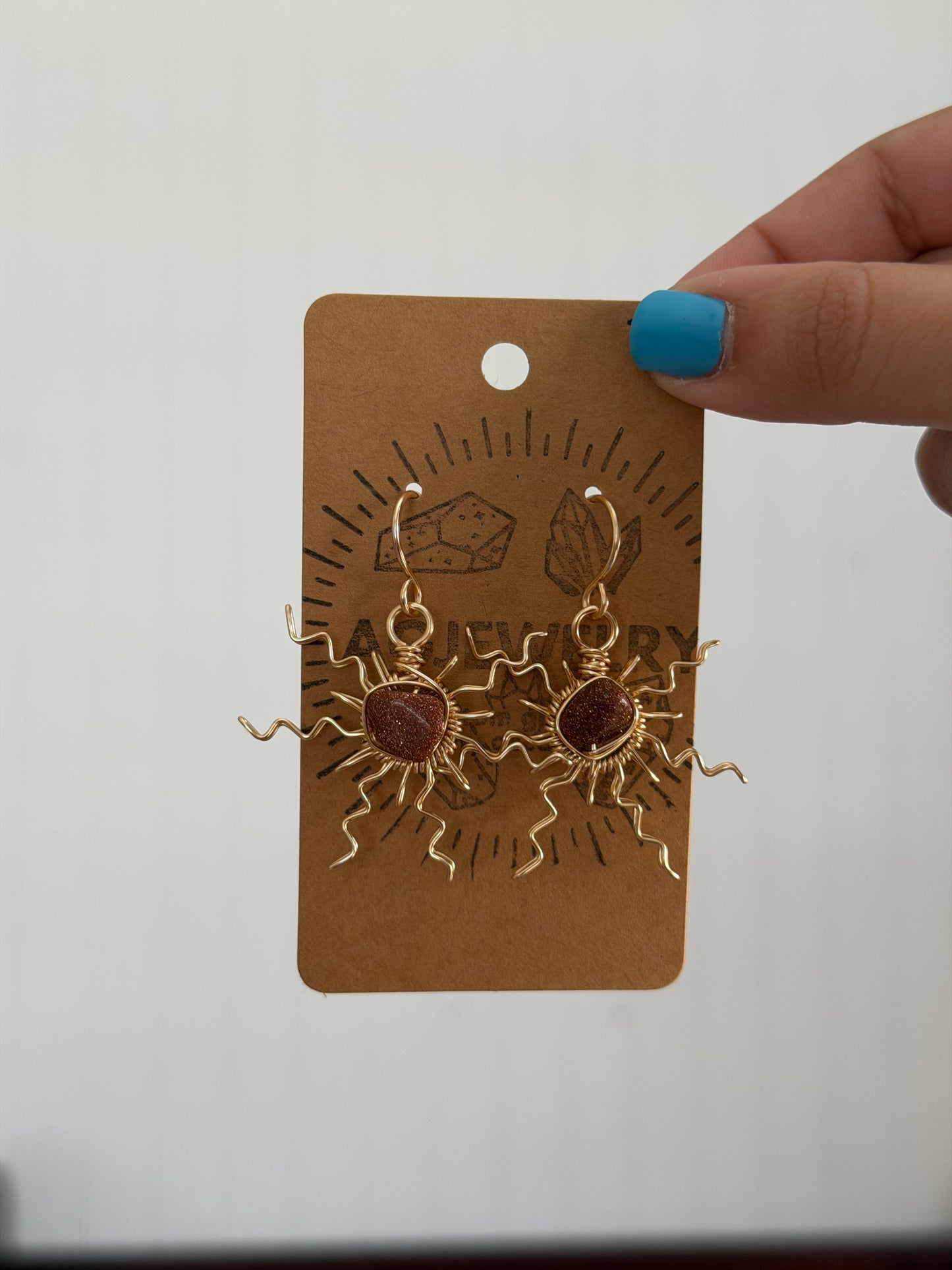 Customized Sun wire earrings ☀️💫