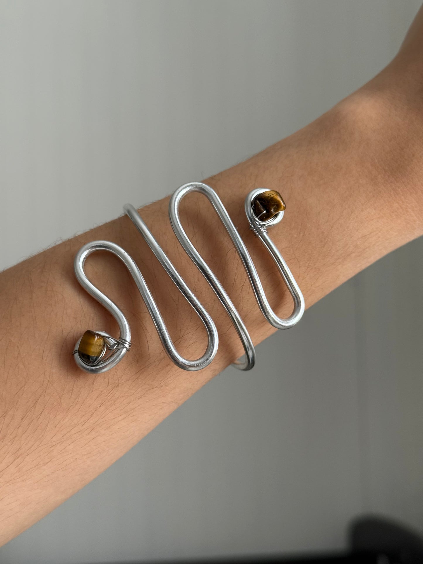 Wrist cuff