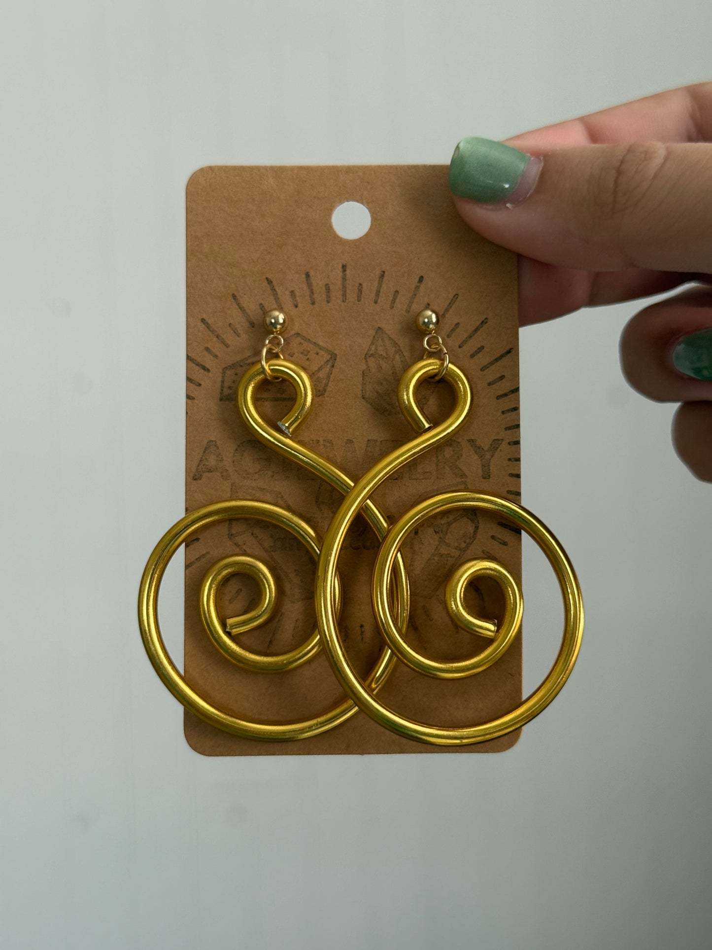 Swirl Chunky wire earrings ✨
