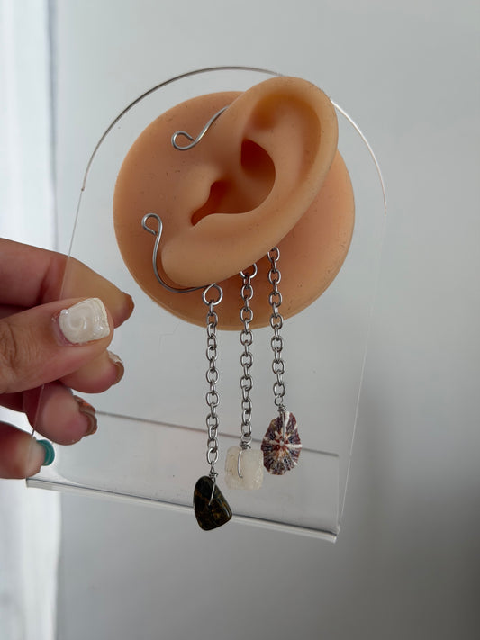 Shell Med size ear cuff ✨