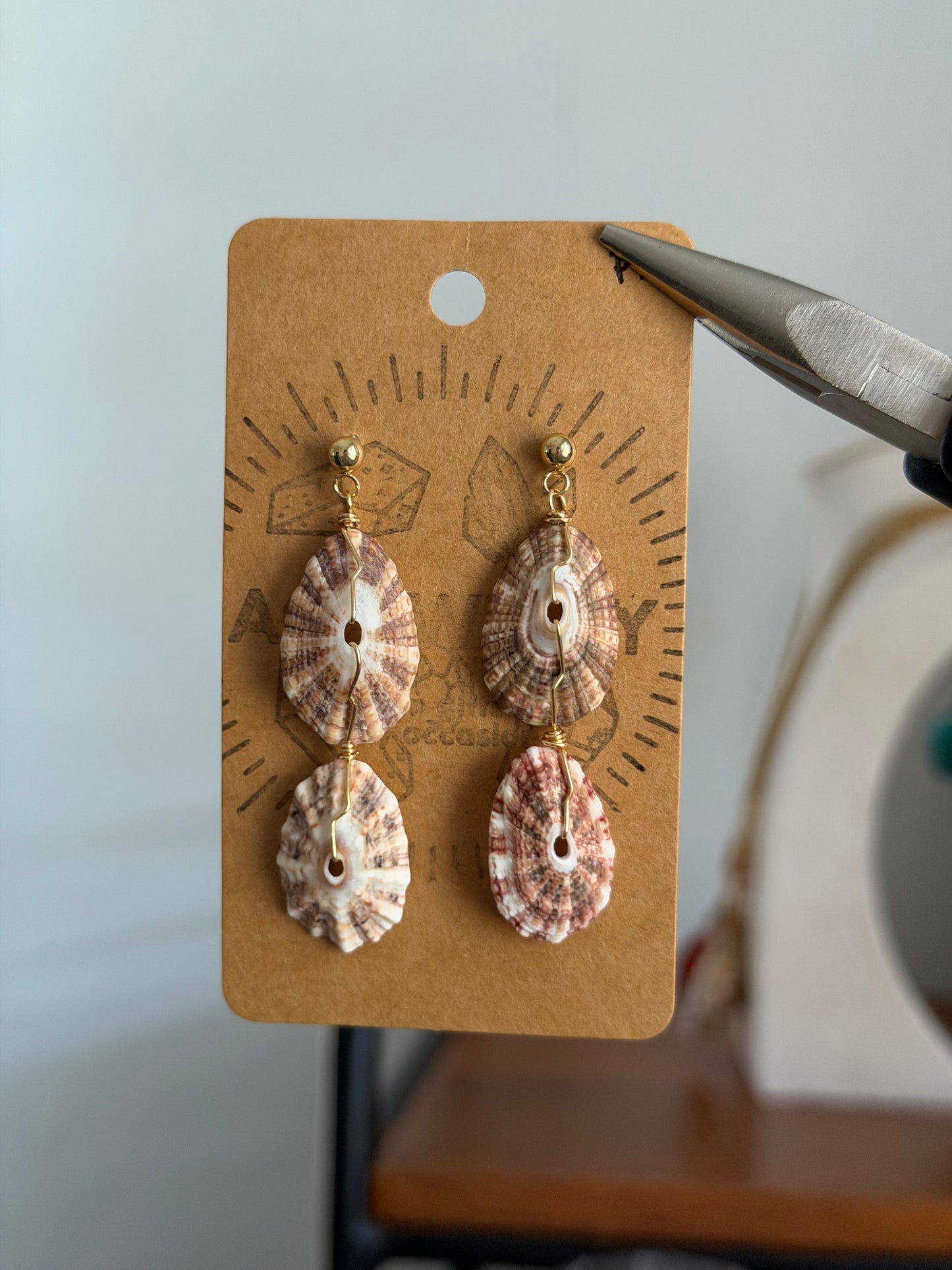 Shell stud earrings