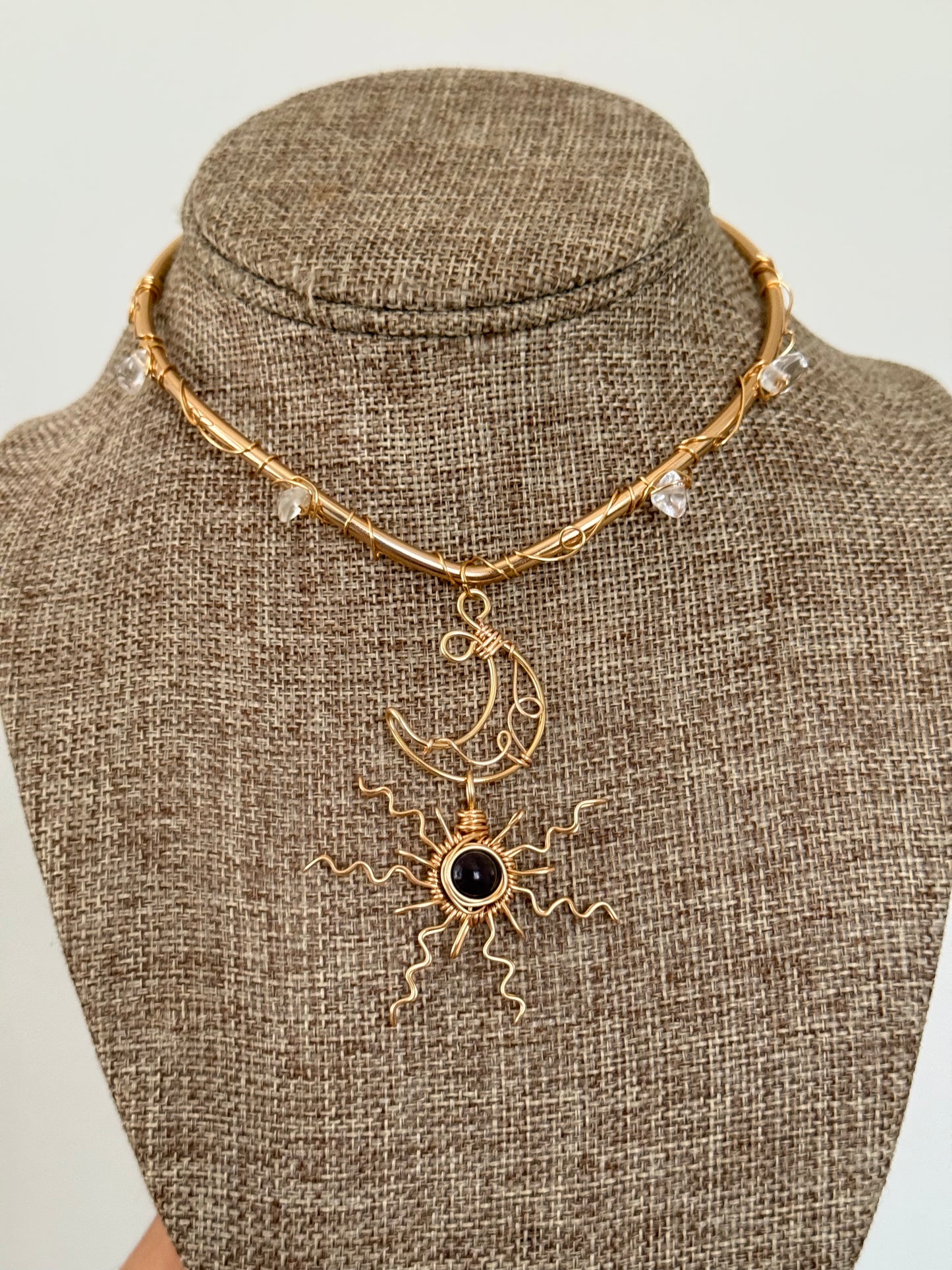 Customized Wire sun moon choker ☀️