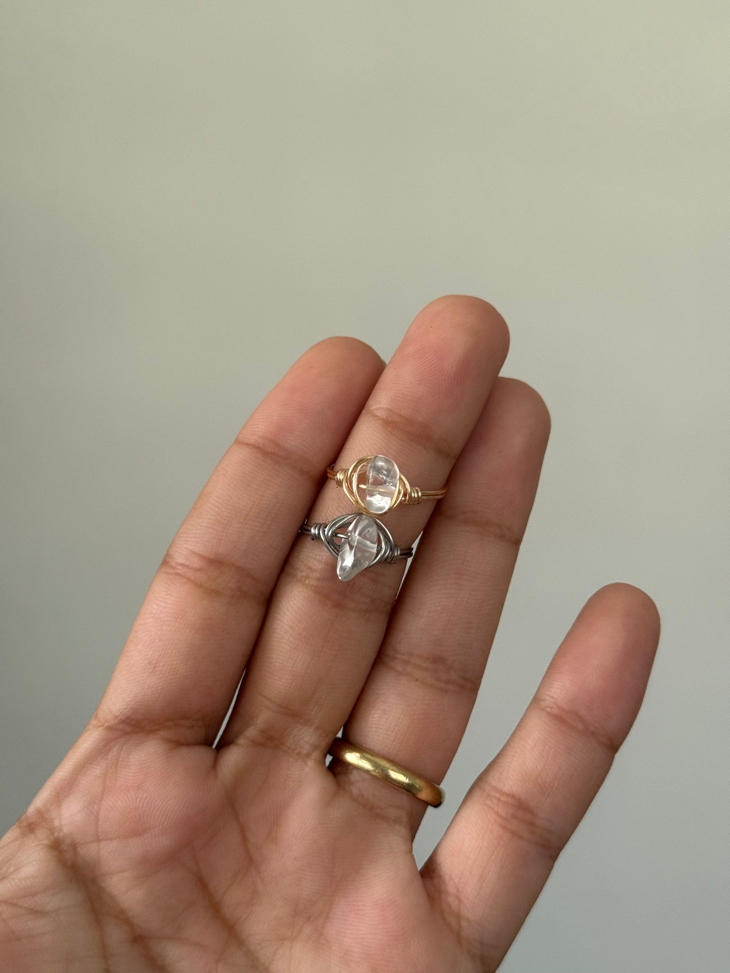 Simple crystal wire ring