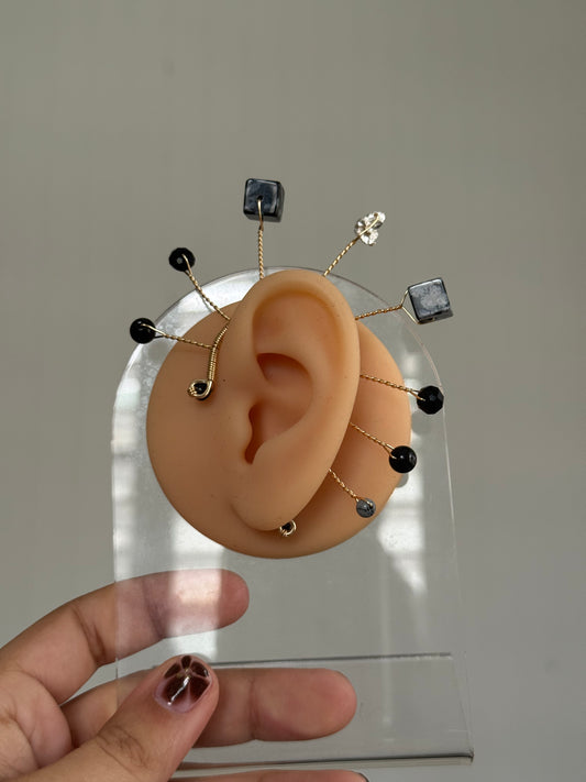 Obsidian large ear cuff ✨
