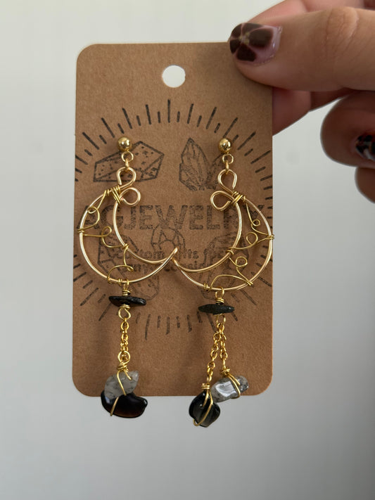 Half moon earrings 🌛