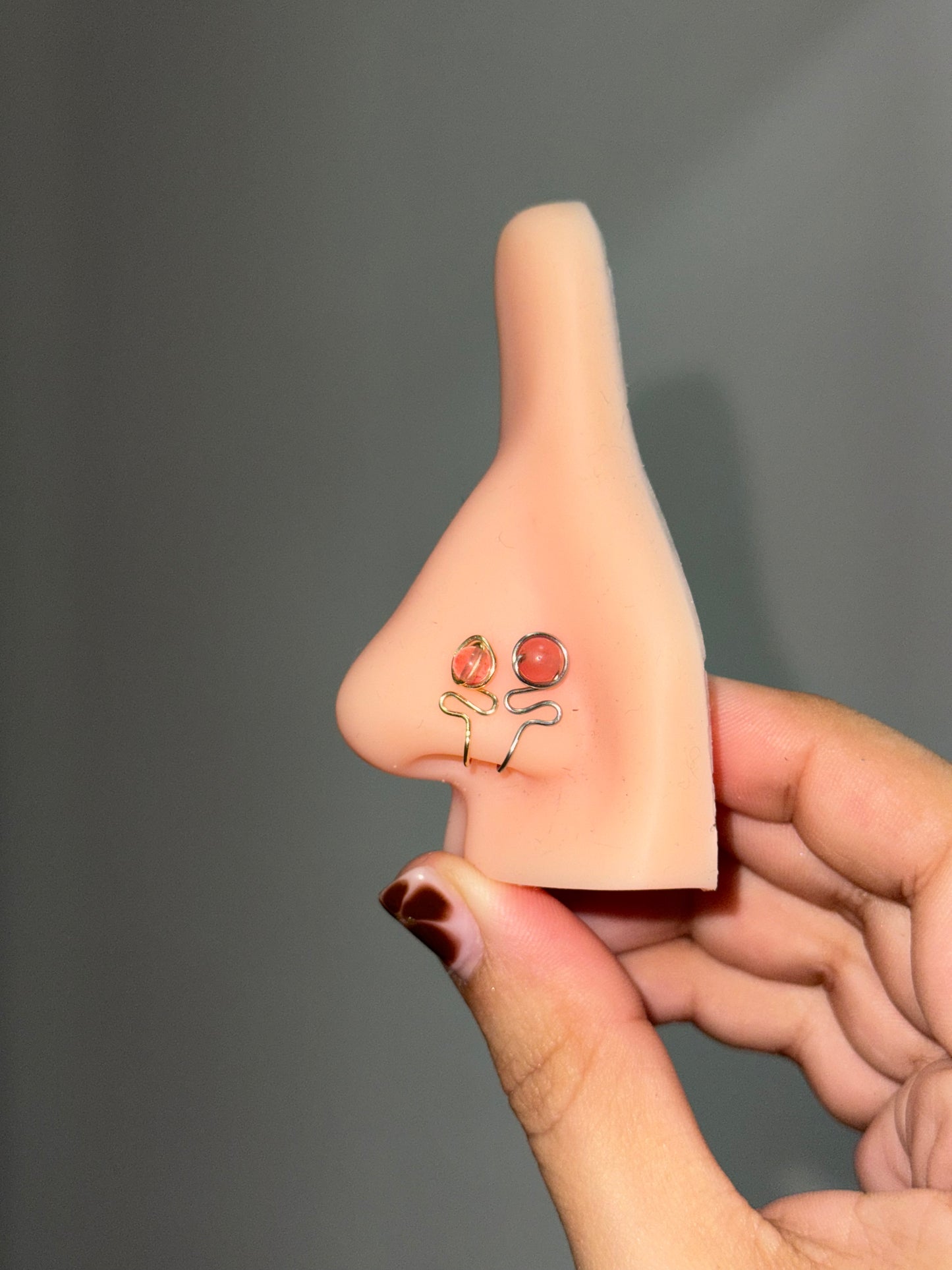 Small nose cuff with stone 👃