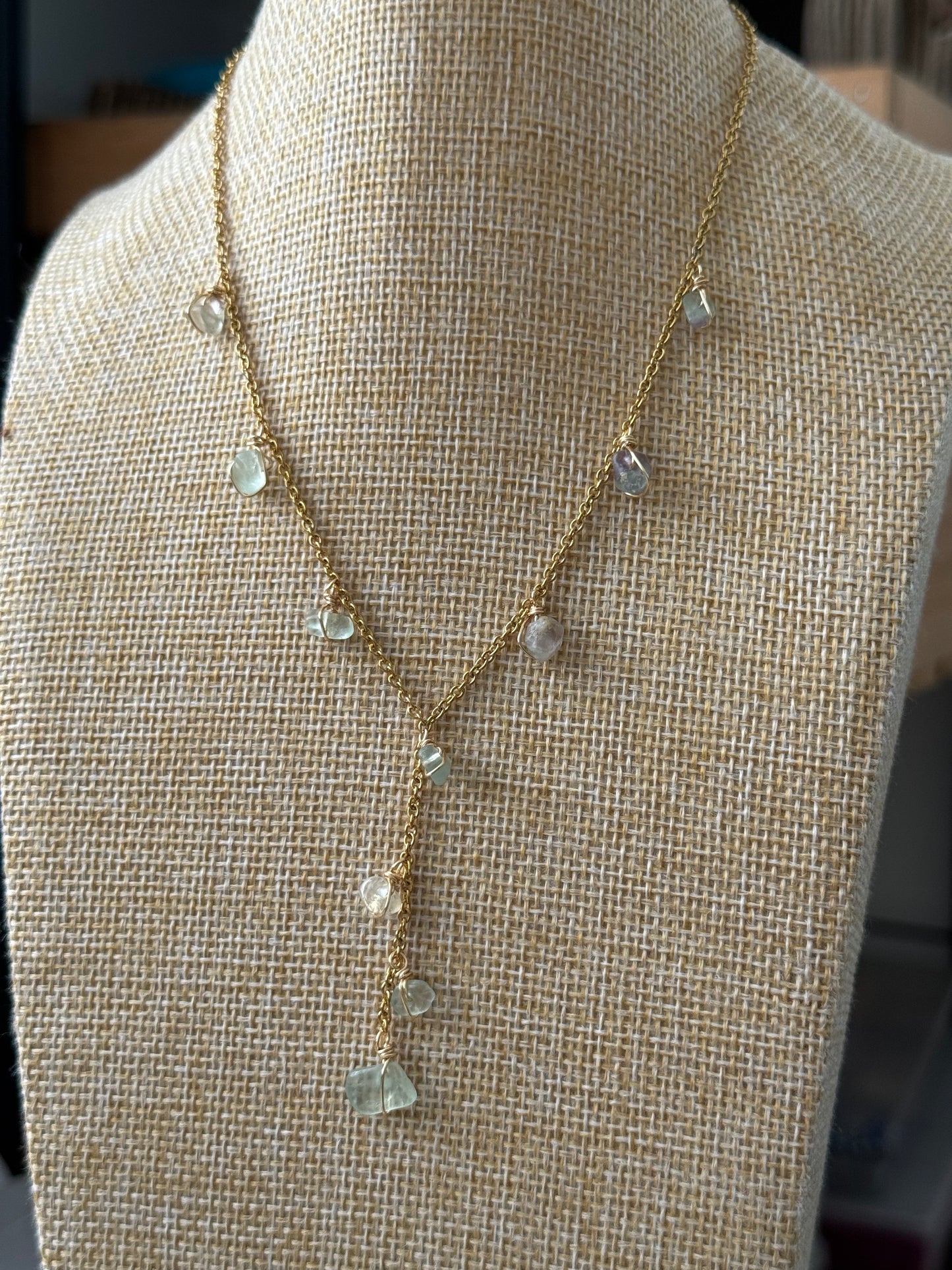 Y shape necklace ✨