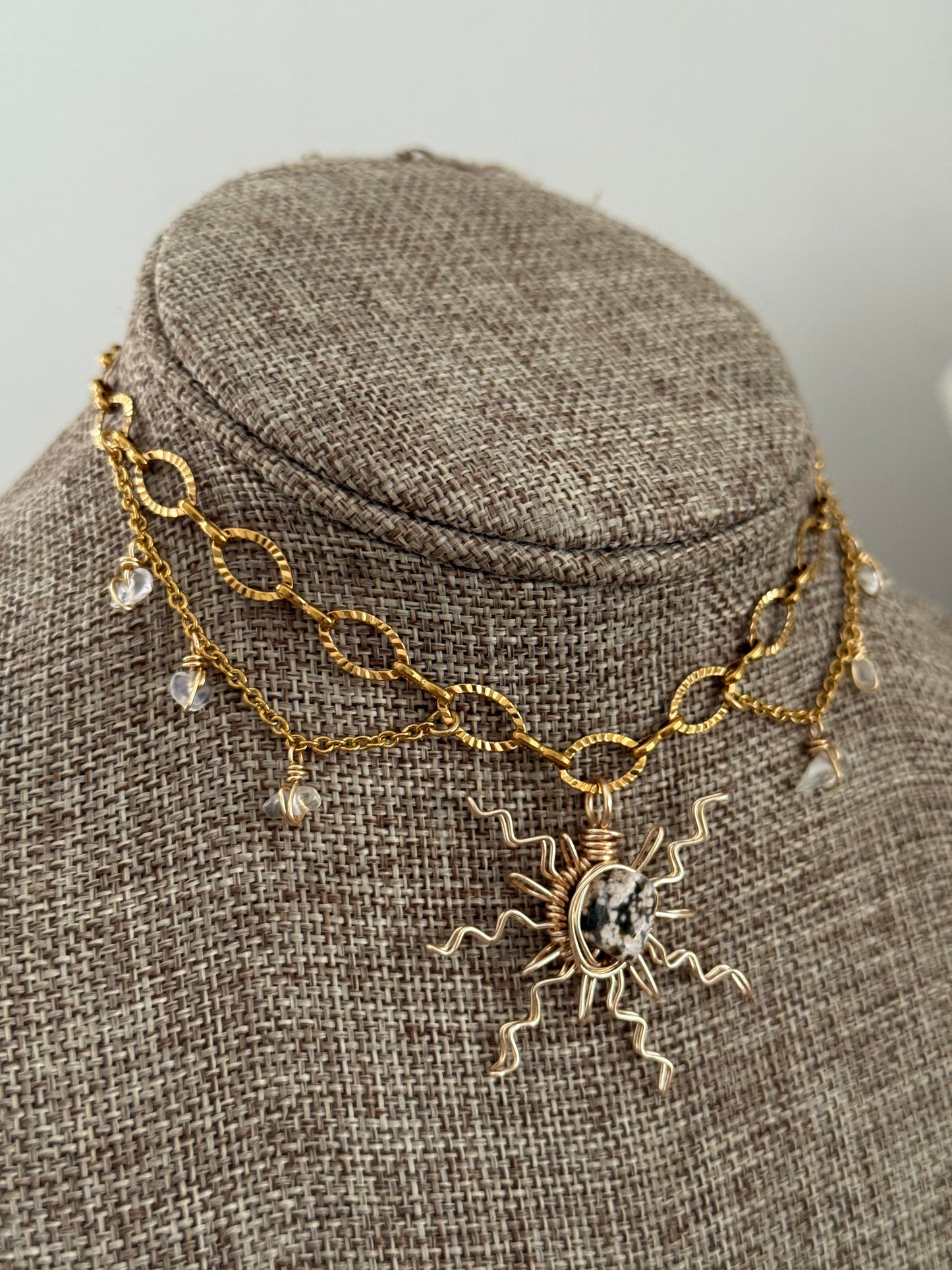 Agate sun fairy choker 🍦