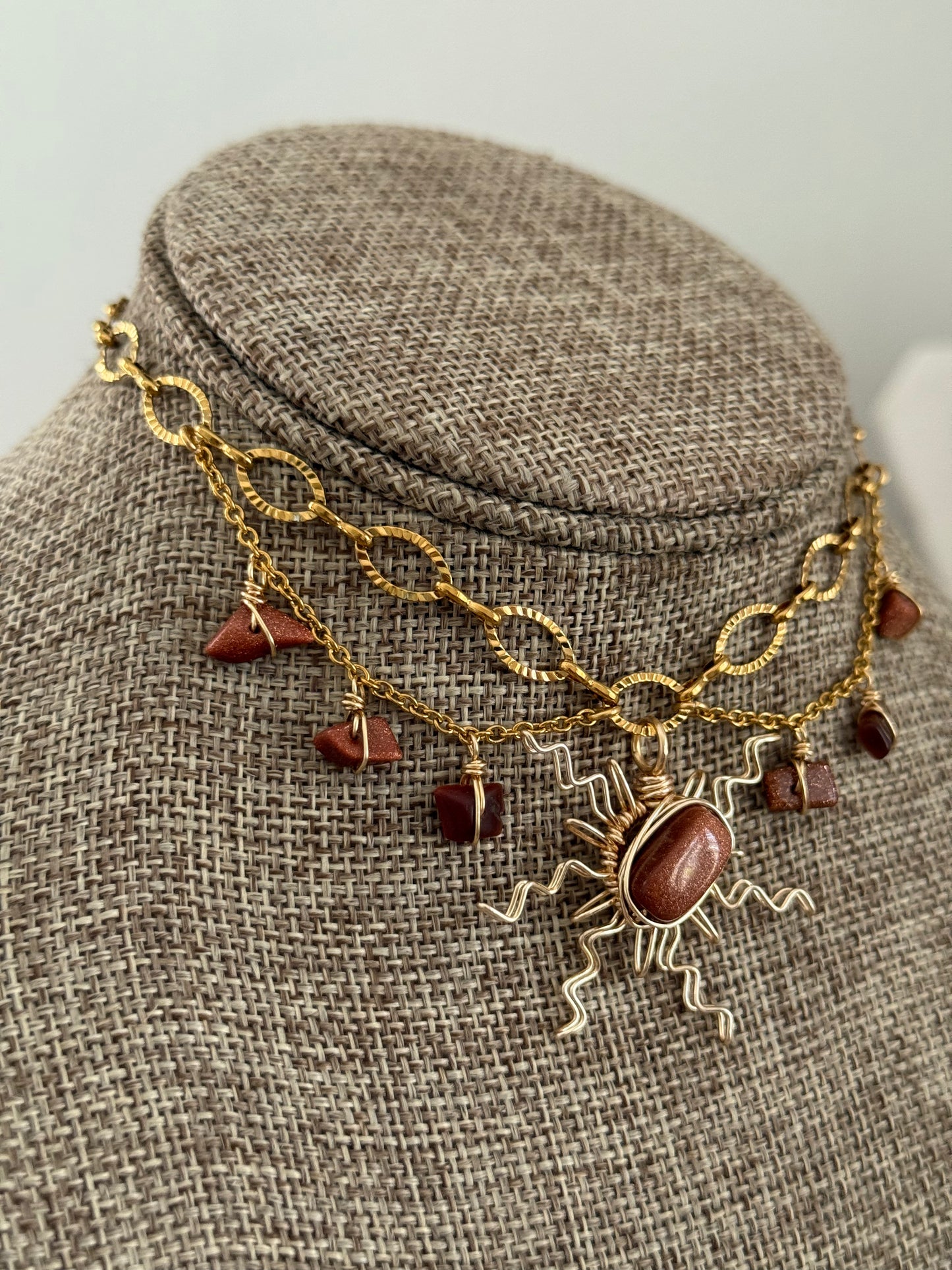 Sun stone sun fairy choker 🌰