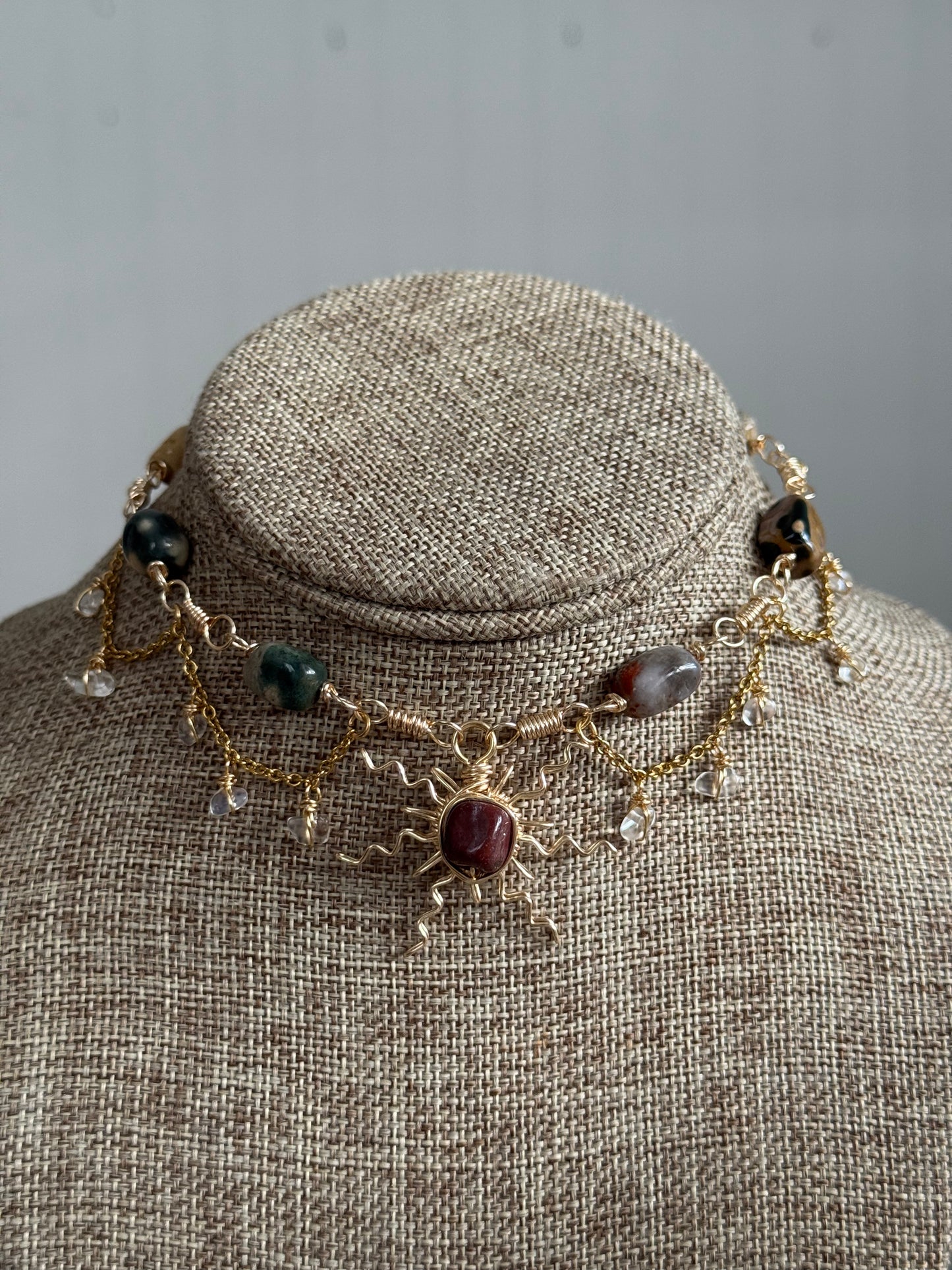 Agate sun fairy choker