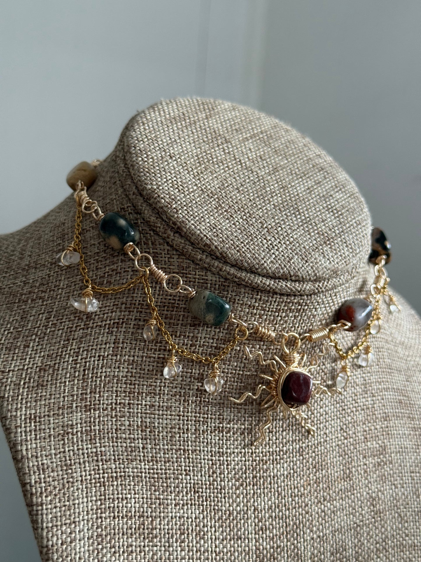 Agate sun fairy choker